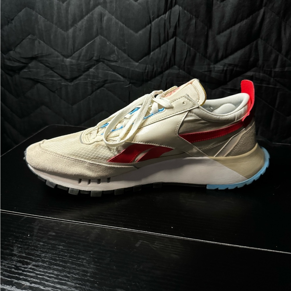 Men’s Reebok - Picture 5 of 8